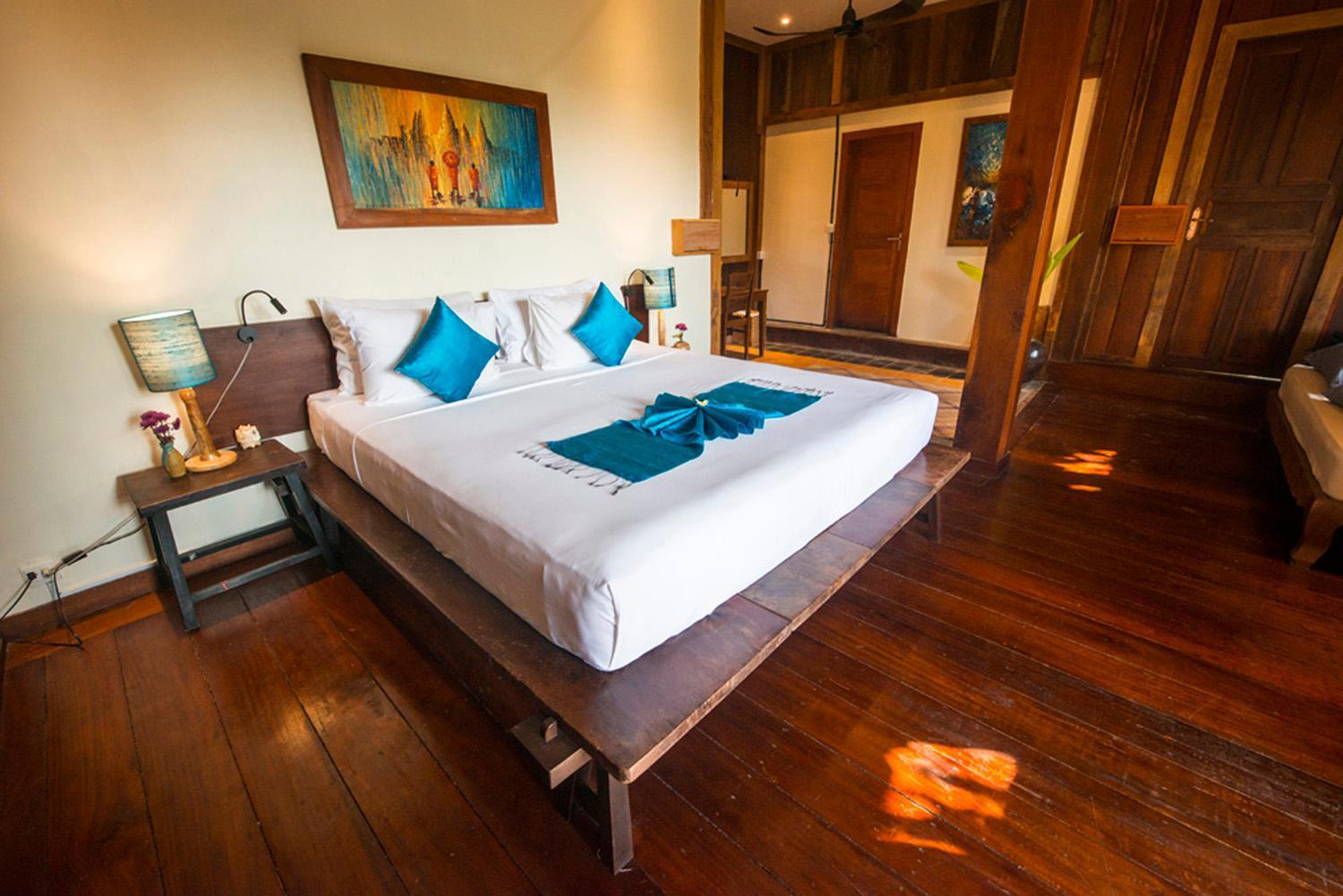 Hotel Maisons Wat Kor 4*