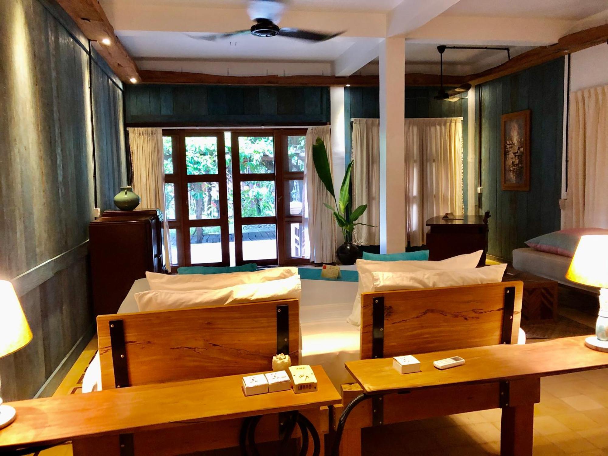 Maisons Wat Kor Hotel